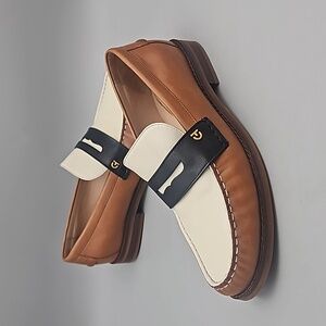 Cole Haan Tan and Cream Loafers